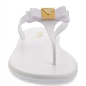 MICHAEL KORS CAROLINE JELLY THONG FLIP FLOP